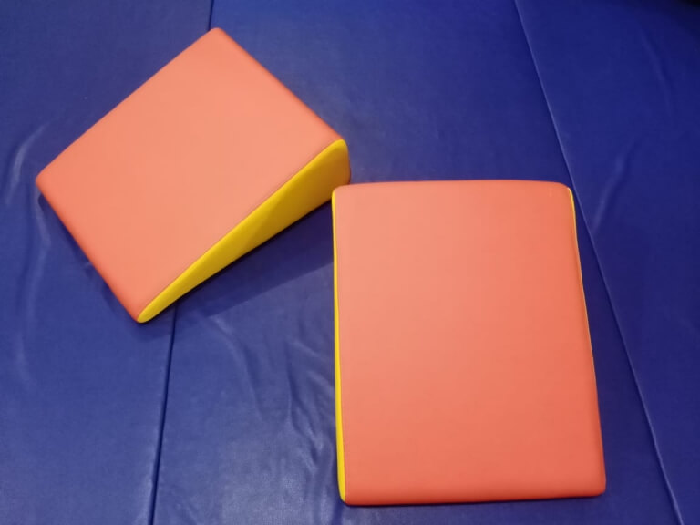 Wedge - Produsen Alat Terapi Anak